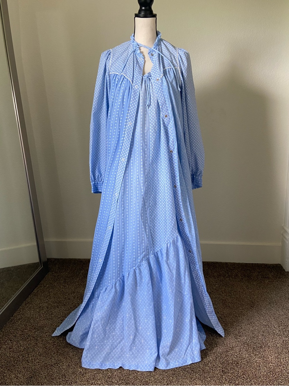 Vintage Tom Bezduda Union Made Blue Print 2 Piece Night Gown Medium